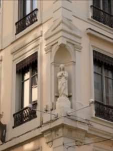 Lyon 2e - Rue du Président Édouard Herriot - Vierge, à l'angle de la rue Ferrandière