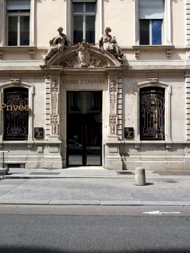 Lyon 2e - Rue de la Bourse, porte de la Caisse d'Épargne