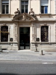 Lyon 2e - Rue de la Bourse, porte de la Caisse d'Épargne