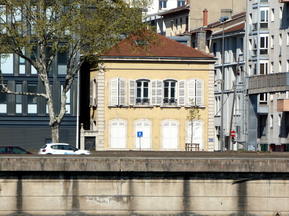 Lyon 2e - Quai Perrache - Maison au numéro 27
