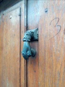 Lyon 4e - Rue Joséphin Soulary, porte au numéro 30, heurtoir