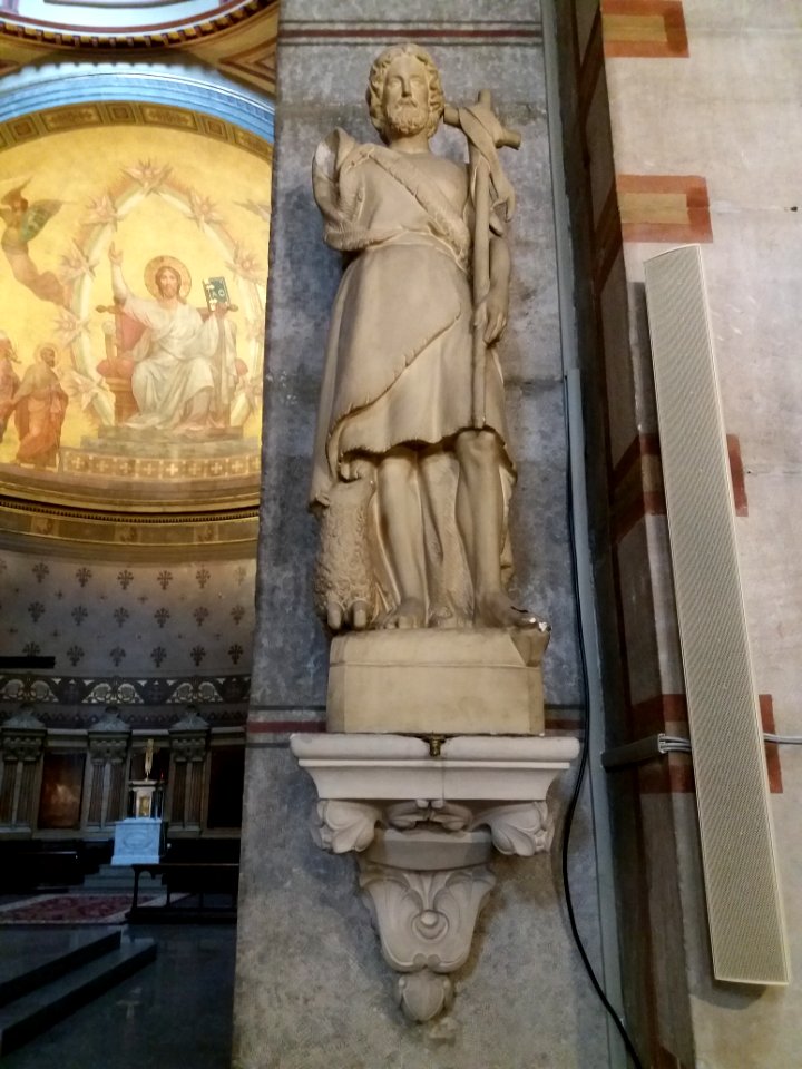 Lyon 4e - Rue Jacques-Louis Hénon - Église Saint-Denis, statue (1)