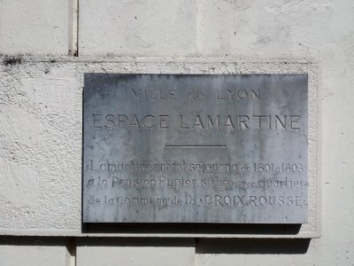 Lyon 4e - Rue Philippe de Lassalle - Stade Grégory Coupet, plaques à l'entrée, Espace Lamartine