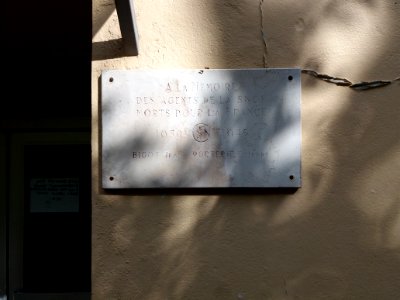 Lyon 4e - Rue Jacques-Louis Hénon - Immeuble au numéro 52 bis, plaque