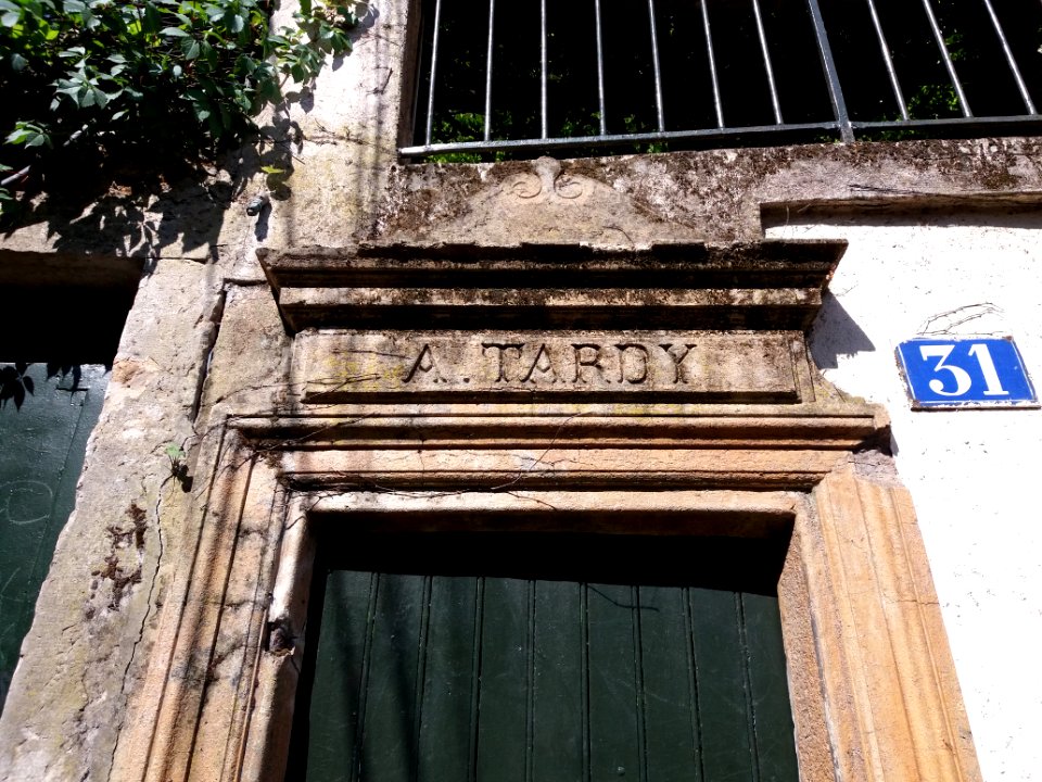 Lyon 4e - Rue Joséphin Soulary, haut de porte au numéro 31