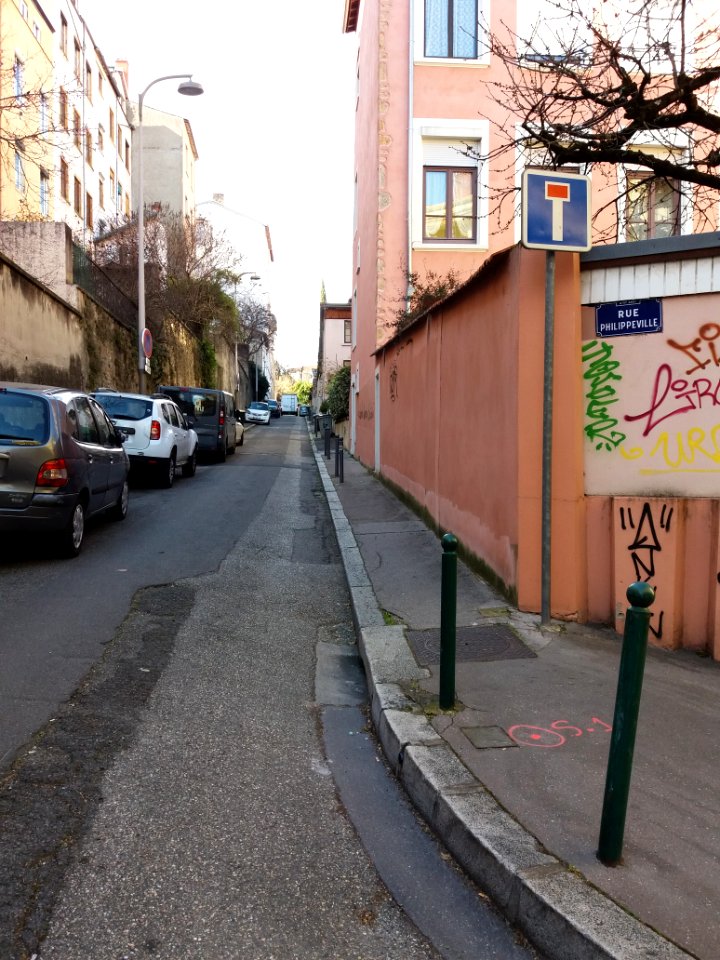 Lyon 4e - Rue Philippeville, depuis la rue de la Fontaine