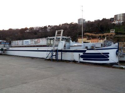 Lyon 2e - Quai Rambaud - Bateau chapelle Le Lien