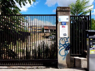 Lyon 2e - Rue Claudius Collonge - Entrée terrain SNCF