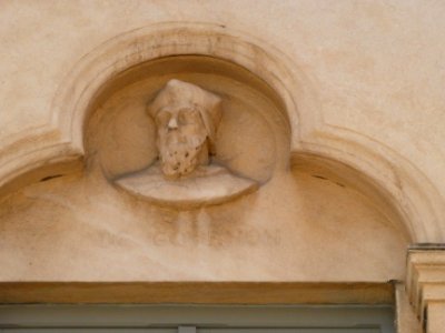 Lyon 2e - Rue de l'Abbaye d'Ainay - Hôtel de l'Abbaye - Bas-relief de De Gournon