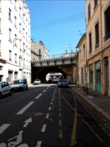 Lyon 2e - Rue Claudius Collonge - Pont de chemin de fer - Côté sud