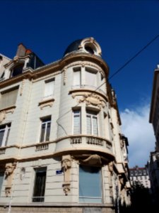 Lyon 2e - Rue Adélaïde Perrin - Immeuble avec rotonde