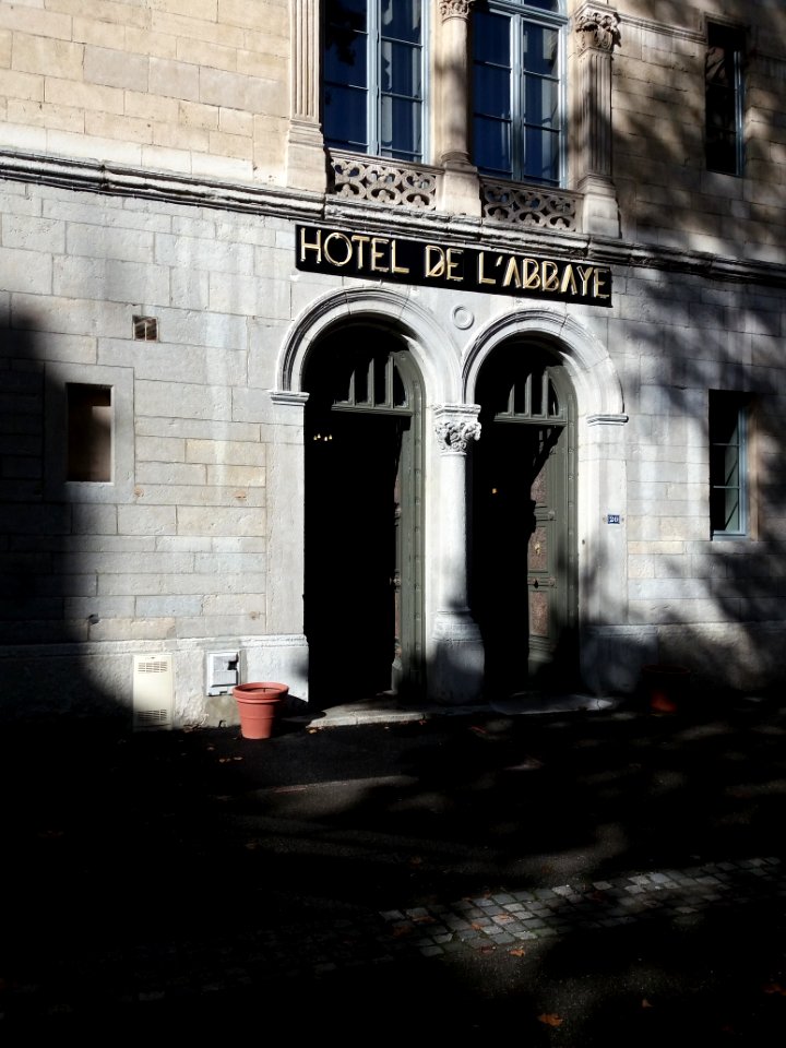Lyon 2e - Rue de l'Abbaye d'Ainay, hôtel de l'Abbaye, entrée