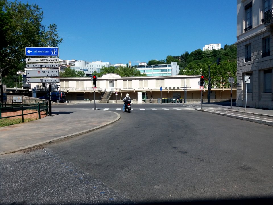 Lyon 2e - Place Gensoul, dans le prologement de la rue Général Plessier
