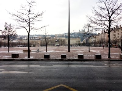 Lyon 2e - Place Bellecour avec neige