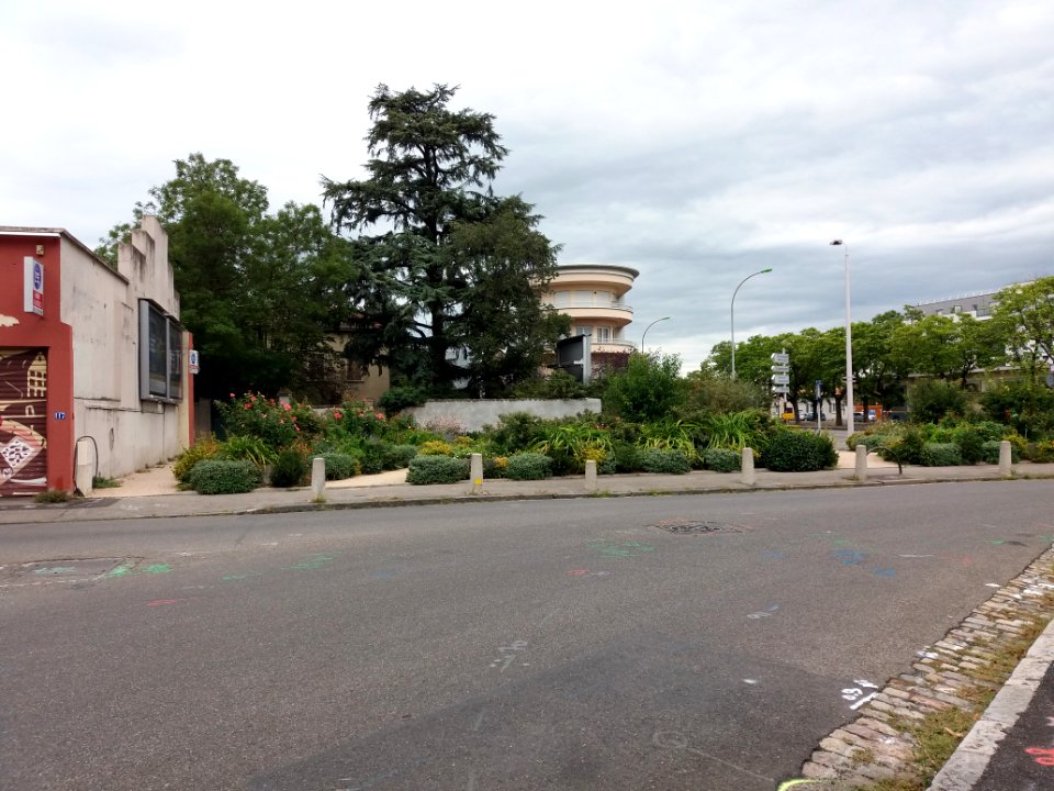 Lyon 3e - Place Kimmerling, depuis le cours Richard Vitton