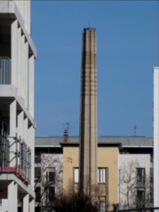 Lyon 2e - Quai Perrache - Cheminée de l'ancienne chaufferie de la Cité Perrache
