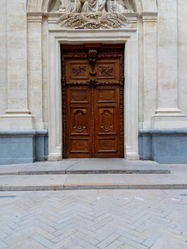Lyon 2e - Place de l'Hôpital - Chapelle de l'Hôtel Dieu, porte