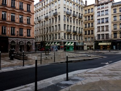 Lyon 2e - Place Saint-Nizier, après rénovation