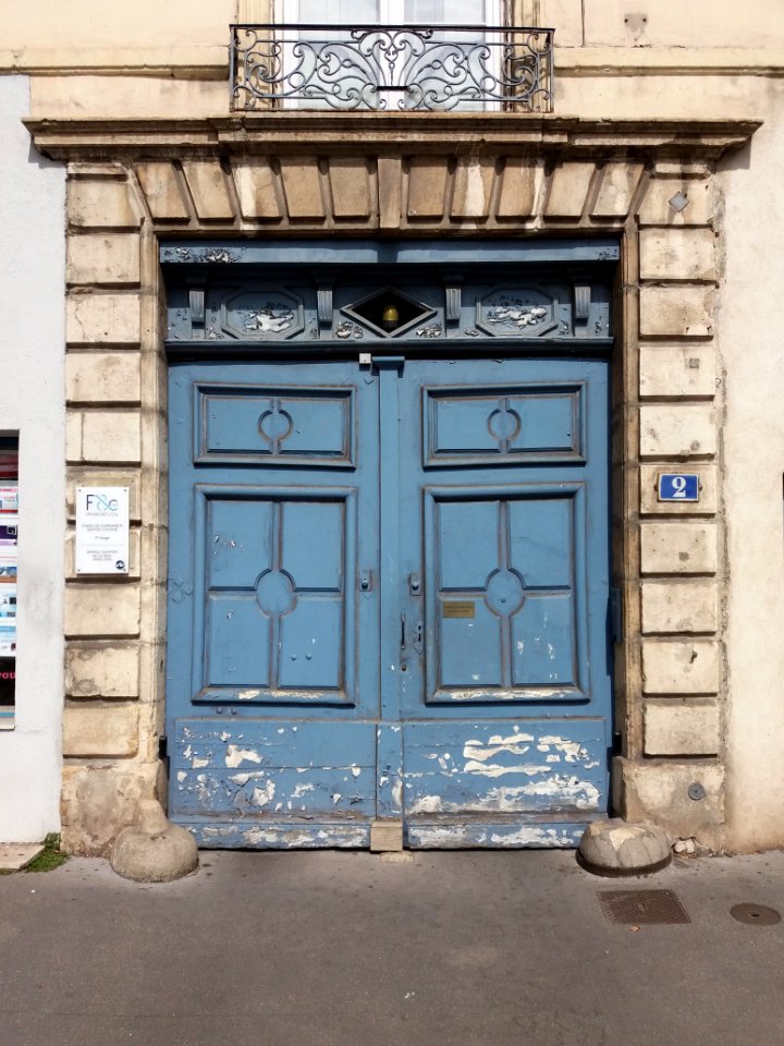 Lyon 2e - Place Bellecour, porte au numéro 2