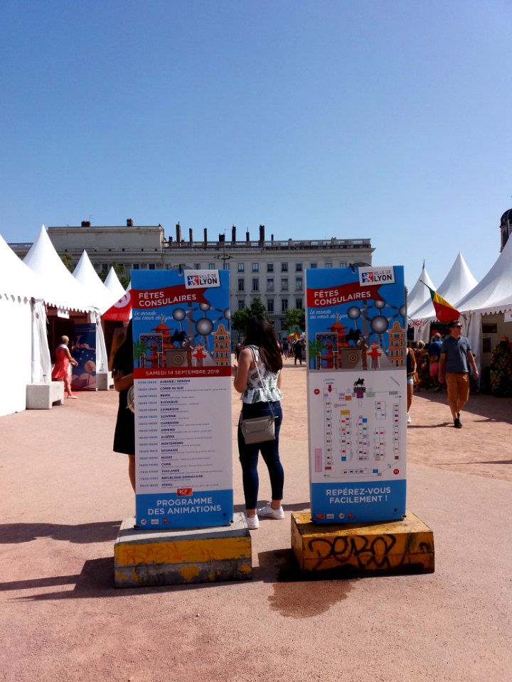 Lyon 2e - Place Bellecour, fêtes consulaires 2019 (09)