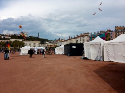 Lyon 2e - Place Bellecour, lancement du Petit Paumé 2020 (1)