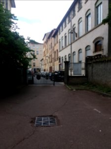 Lyon 4e - Impasse Gord, depuis le boulodrome, vers la rue Denfert-Rochereau