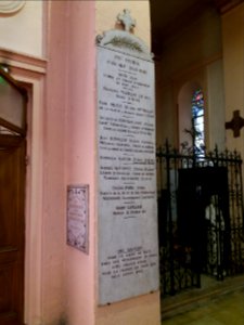 Lyon 4e - Église Saint-Eucher, monument aux morts 39-45
