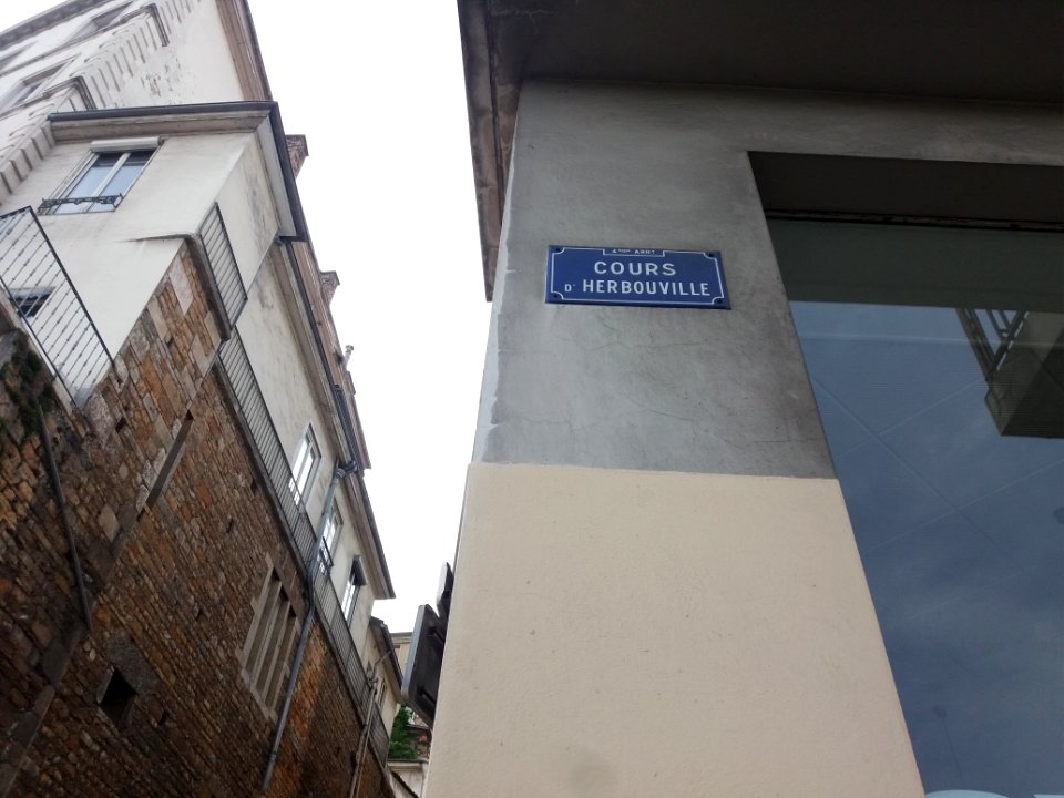 Lyon 4e - Cours d'Herbouville, plaque