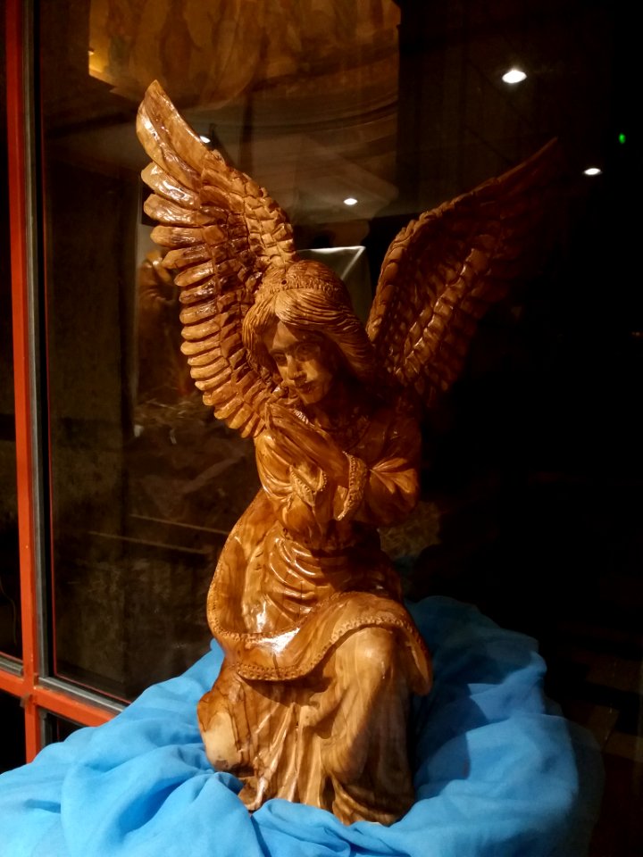 Lyon 4e - Église Saint-Denis-de-la-Croix-Rousse - Crèche 2019, ange (1)