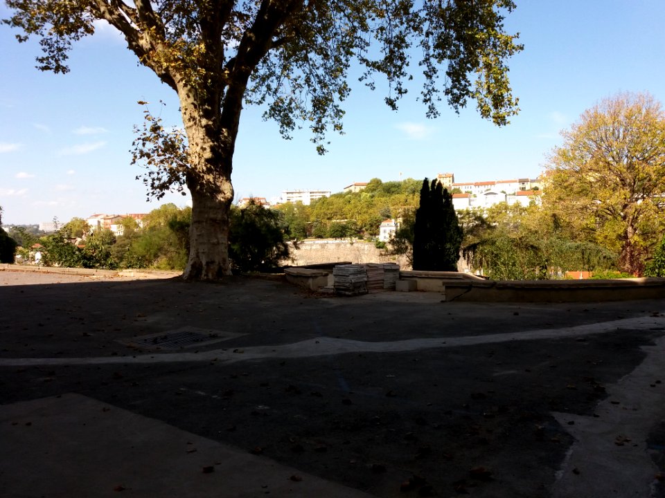 Lyon 5e - Chemin de Montauban - Couvent des Carmes déchaussés, jardins (01)