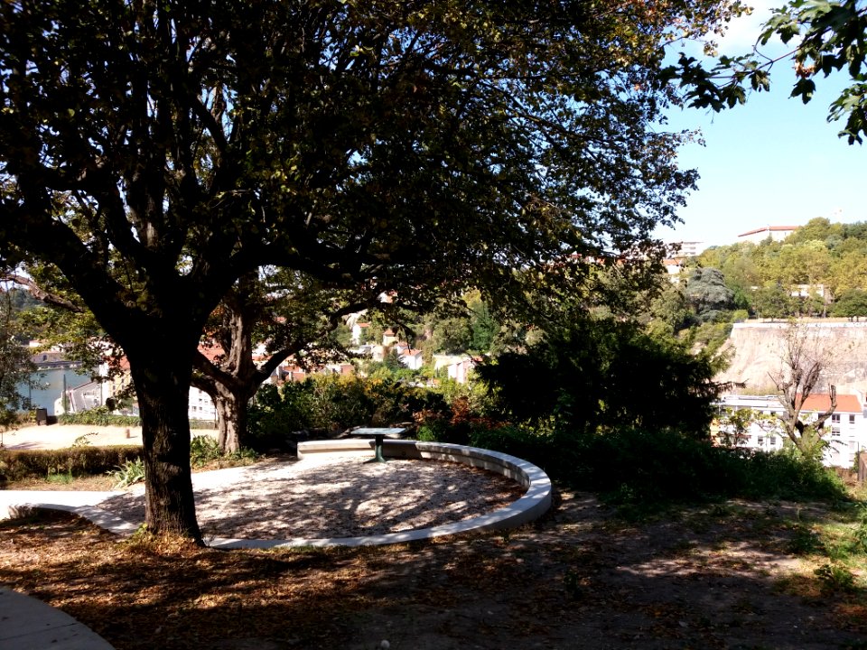Lyon 5e - Chemin de Montauban - Couvent des Carmes déchaussés, jardins (07)