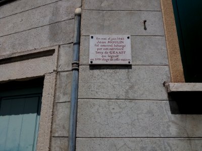 Lyon 5e - Avenue du Point du Jour, plaque à Jean Moulin sur la maison où logeait Tony de Graaff