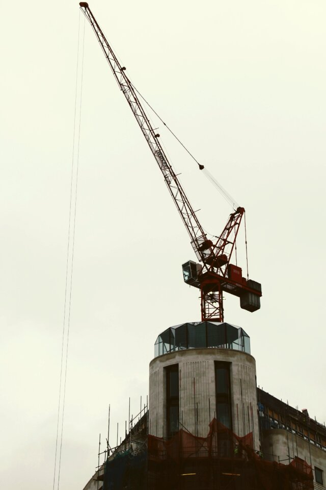 Building sky baukran