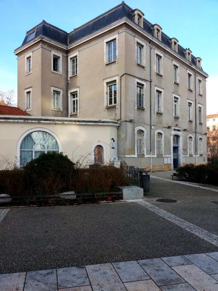 Lyon 4e - École maternelle du Gros Caillou - Côté sud