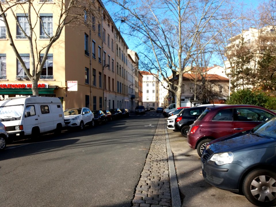 Lyon 4e - Rue Bély, depuis la rue Denfert-Rochereau