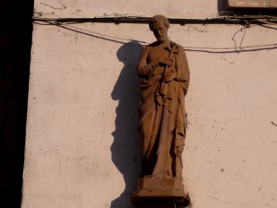 Lyon 4e - Rue Bournes - Maison au numéro 6 - Statue de la façade