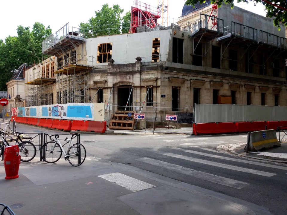 Lyon 3e - Rue Léon Jouhaux, travaux de surélévation de l'école Léon Jouhaux