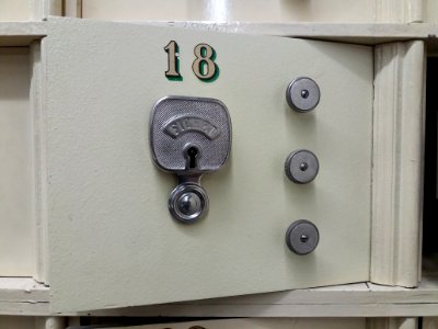 Lyon 3e - Tubà, salle des coffres, coffre numéro 18