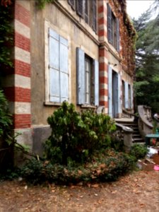 Lyon 3e - Rue Professeur Paul Sisley - Villa Monoyer - Bas de la façade et escalier