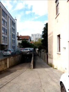 Lyon 4e - Impasse de la Loge, depuis la rue de Cuire