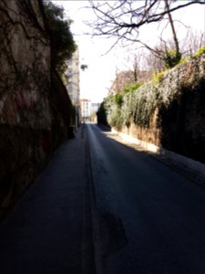 Lyon 4e - Rue Henri Lachièze-Rey, vers l'ouest, depuis le centre, en montant place Joannès Ambre