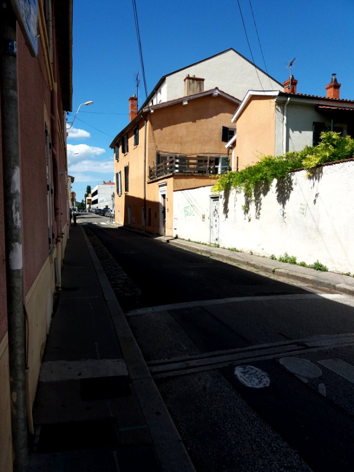 Lyon 4e - Rue Henry Gorjus, vers le nord, depuis la rue Jacques-Louis Hénon