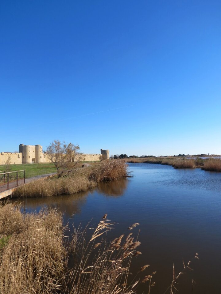 Aigues death saline the walls