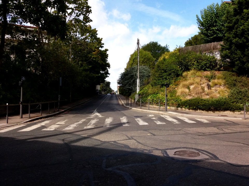 Lyon 4e - Rue Henri Chevalier, depuis la rue de Cuire