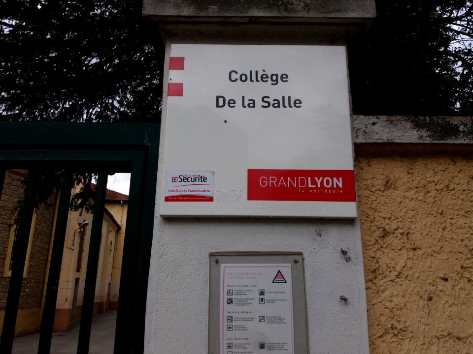 Lyon 4e - Rue Denfert-Rochereau, collège Jean-Baptiste de la Salle, plaque