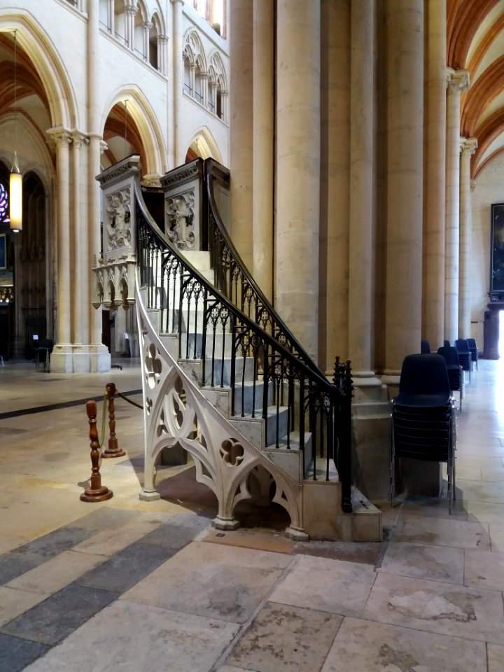 Lyon 5e - Cathédrale Saint Jean - Chaire 03