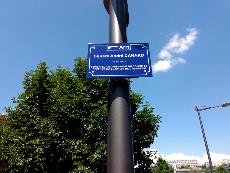 Lyon 4e - Square André Canard, plaque