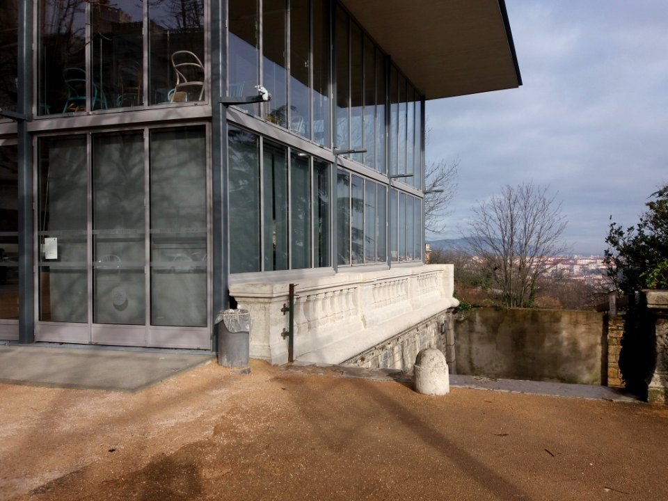 Lyon 5e - Esplanade de Fourvière - Escalier nord descendant au jardin du Rosaire