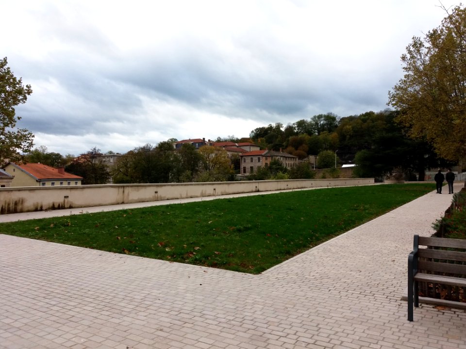 Lyon 5e - Esplanade Saint Pothin, côté sud