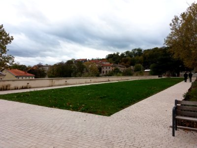 Lyon 5e - Esplanade Saint Pothin, côté sud